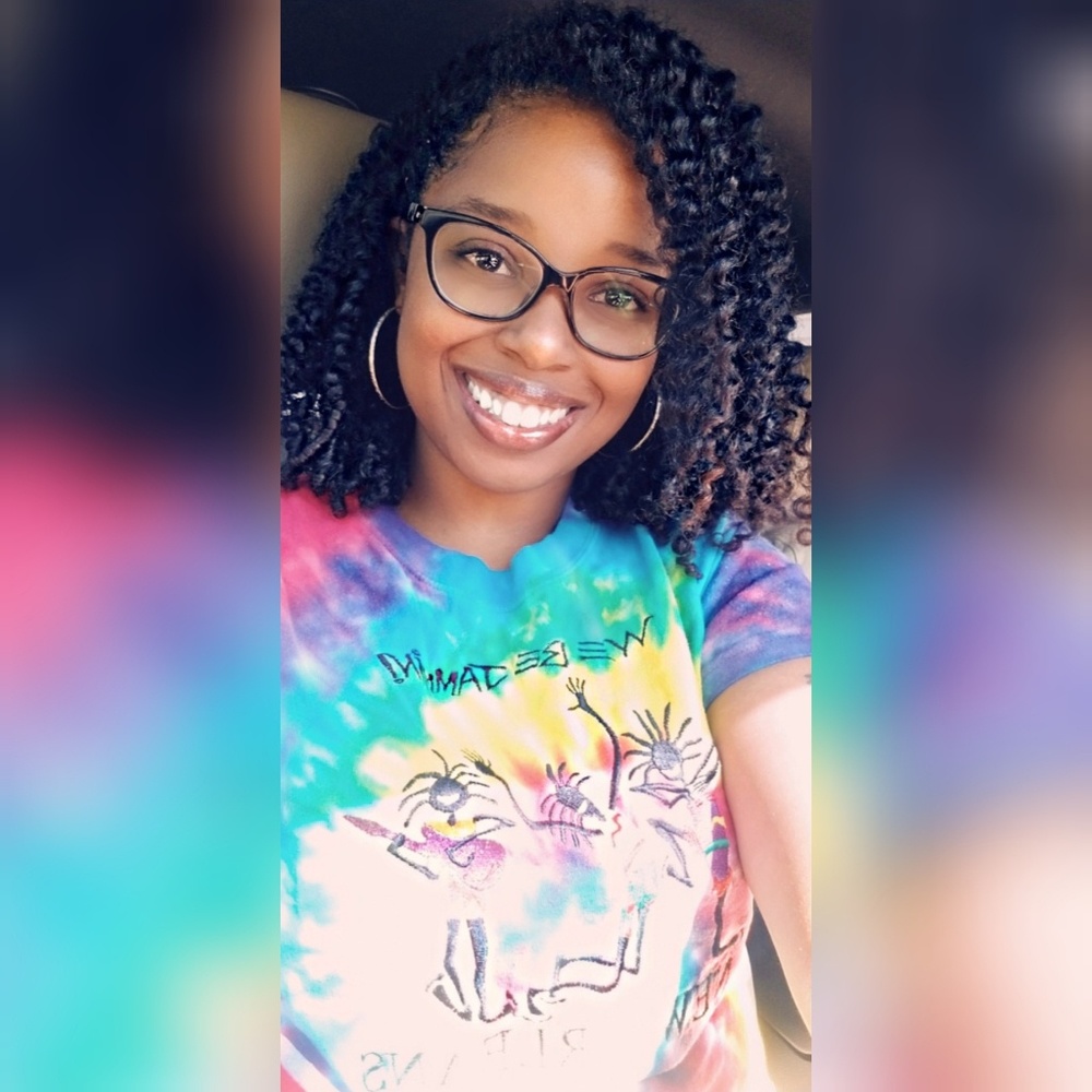 Meet your Posher, Halie